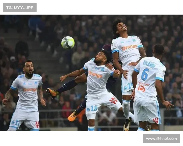 揭开英联赛杯神秘面纱探索这项传统赛事背后的荣耀与激情 揭开英联赛杯神秘面纱探索这项传统赛事背后的荣耀与激情