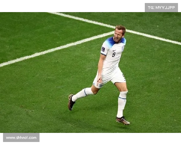 法国队与英格兰激战时刻回顾两队经典对决时间和赛况分析 法国队与英格兰激战时刻回顾两队经典对决时间和赛况分析