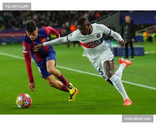 法甲冠军背后的秘诀揭示如何通过战术与团队合作赢得顶级荣誉 法甲冠军背后的秘诀揭示如何通过战术与团队合作赢得顶级荣誉