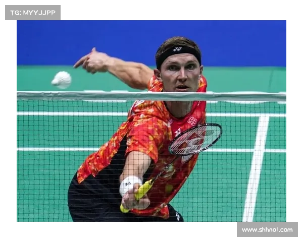 安赛龙在香港羽毛球公开赛精彩反手抽球得分引爆全场气氛